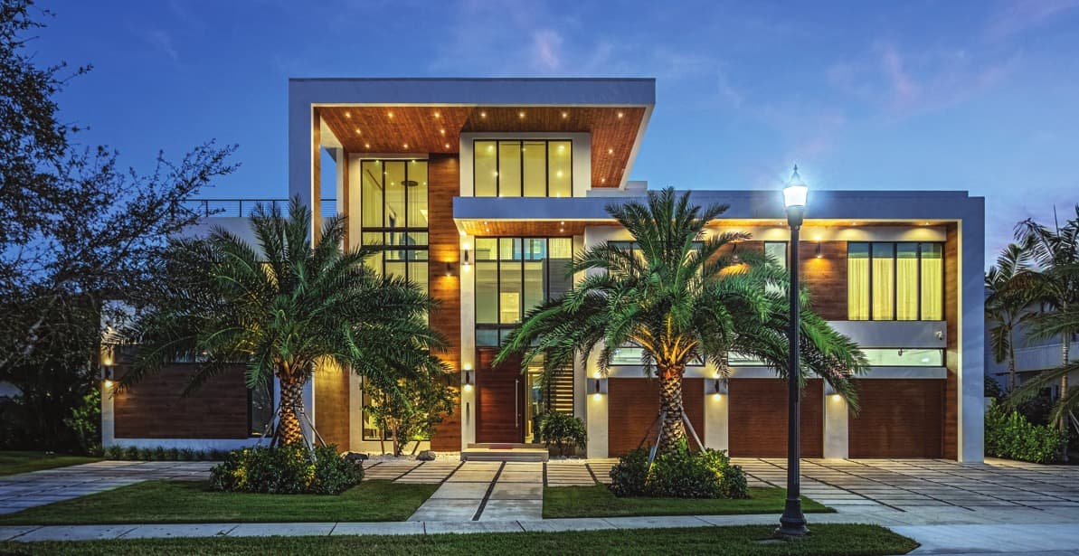 Fort Lauderdale Home Building Modern Masters Coral Ridge Country Club - Stunning Nighttime Facade