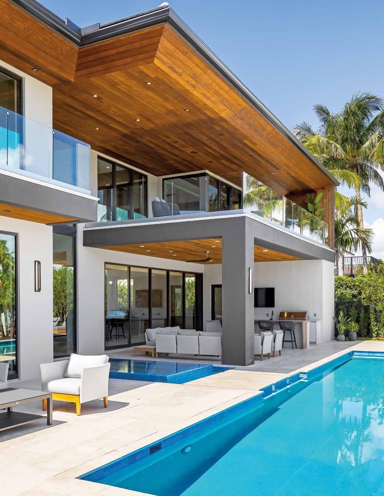 Fort Lauderdale Home Building The Crown Jewel of Coral Ridge - Waterfront Pool Area