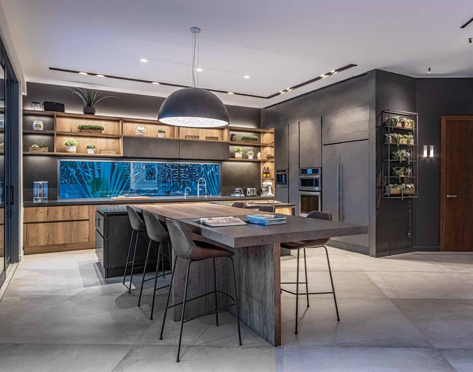 Fort Lauderdale Home Building The Nature of Design - Minimalist Kitchen and Dining Area